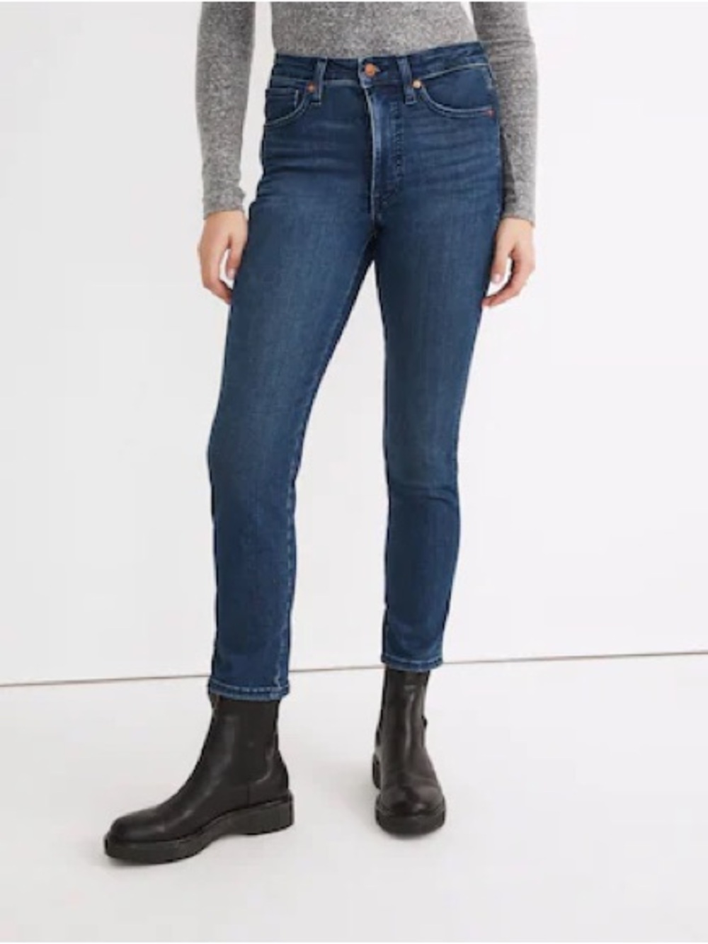 Madewell Curvy Stovepipe Jeans in Dark Blue Wash